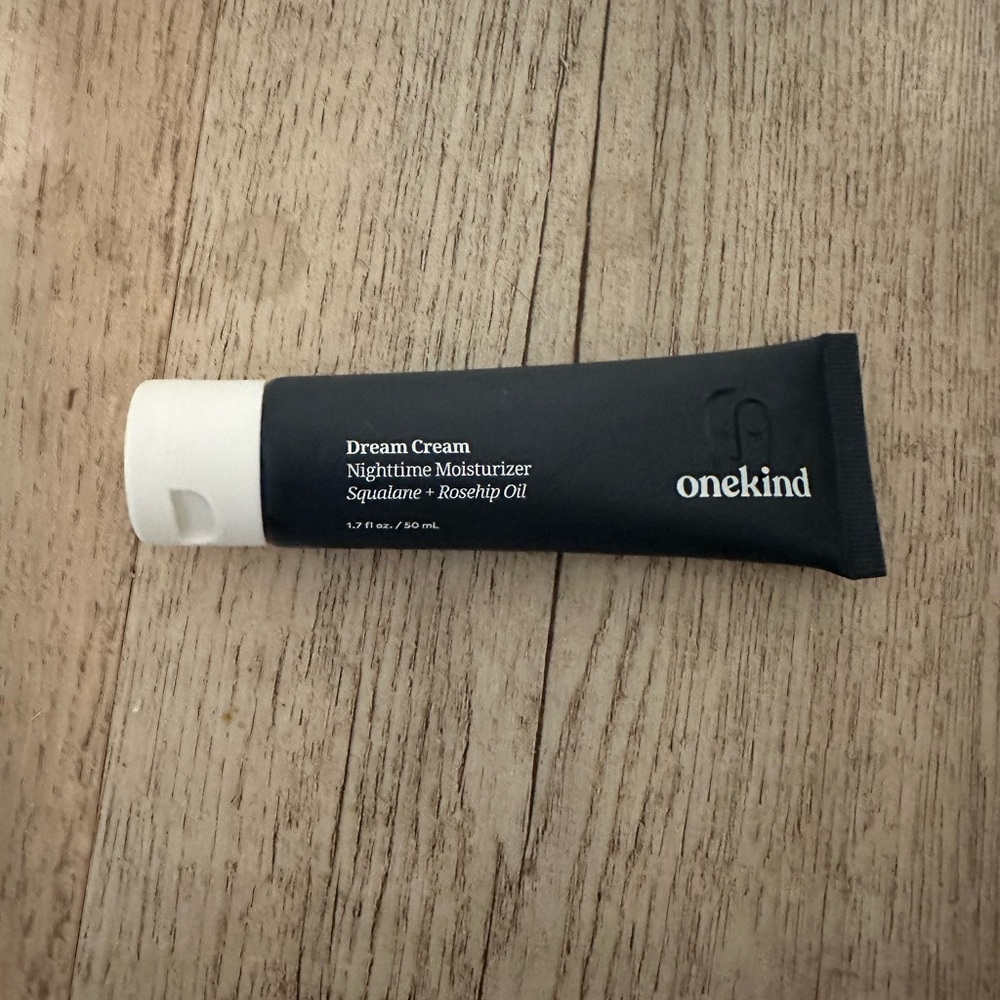 Onekind Dream Cream Nighttime
Moisturizer Sealed New